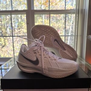 Nike G.T. Cut 3 - Mens Size 9.5